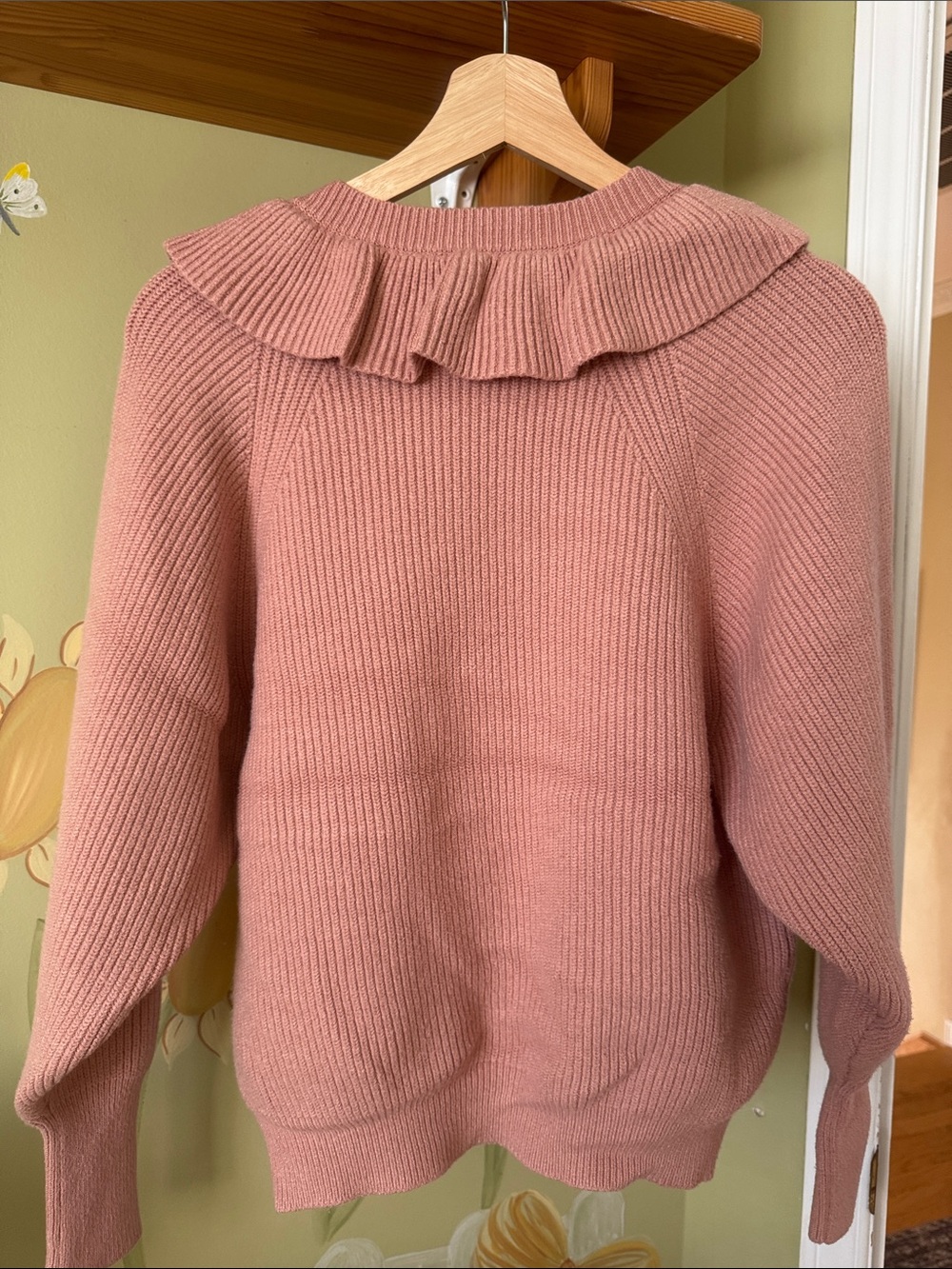 Pink Ruffled V-Neck Knit Sweater - Picture 3 of 4
